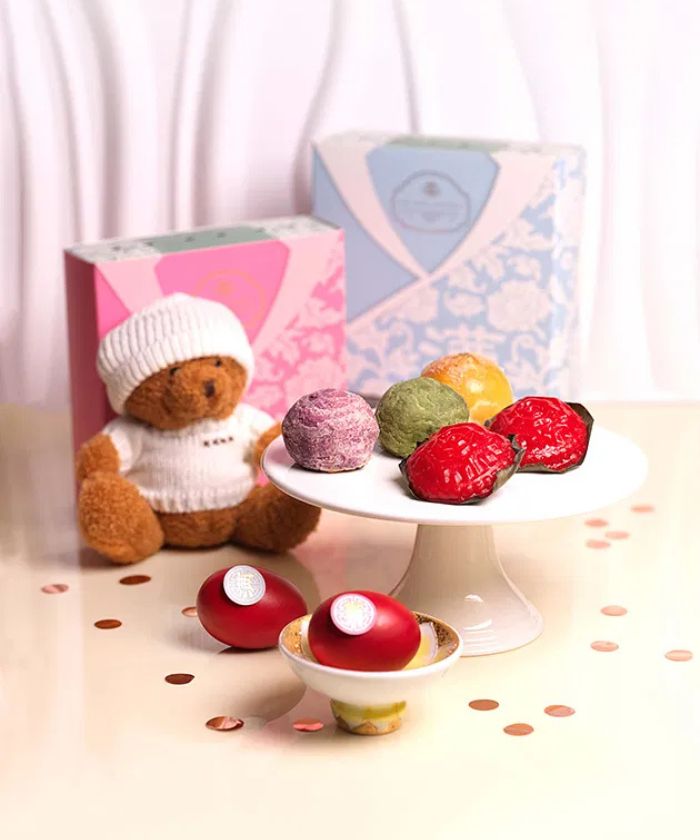 Celebrating the littlest feet that make the biggest footprints on our hearts with Old Seng Choong’s Baby Full Month Package