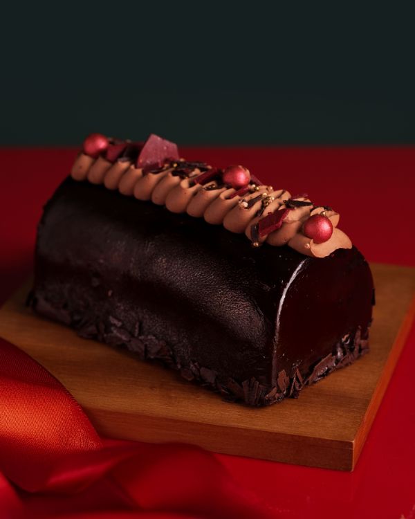 Dark Chocolate Log Cheesecake